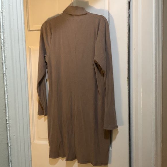 Turtleneck dress - Picture 2 of 5